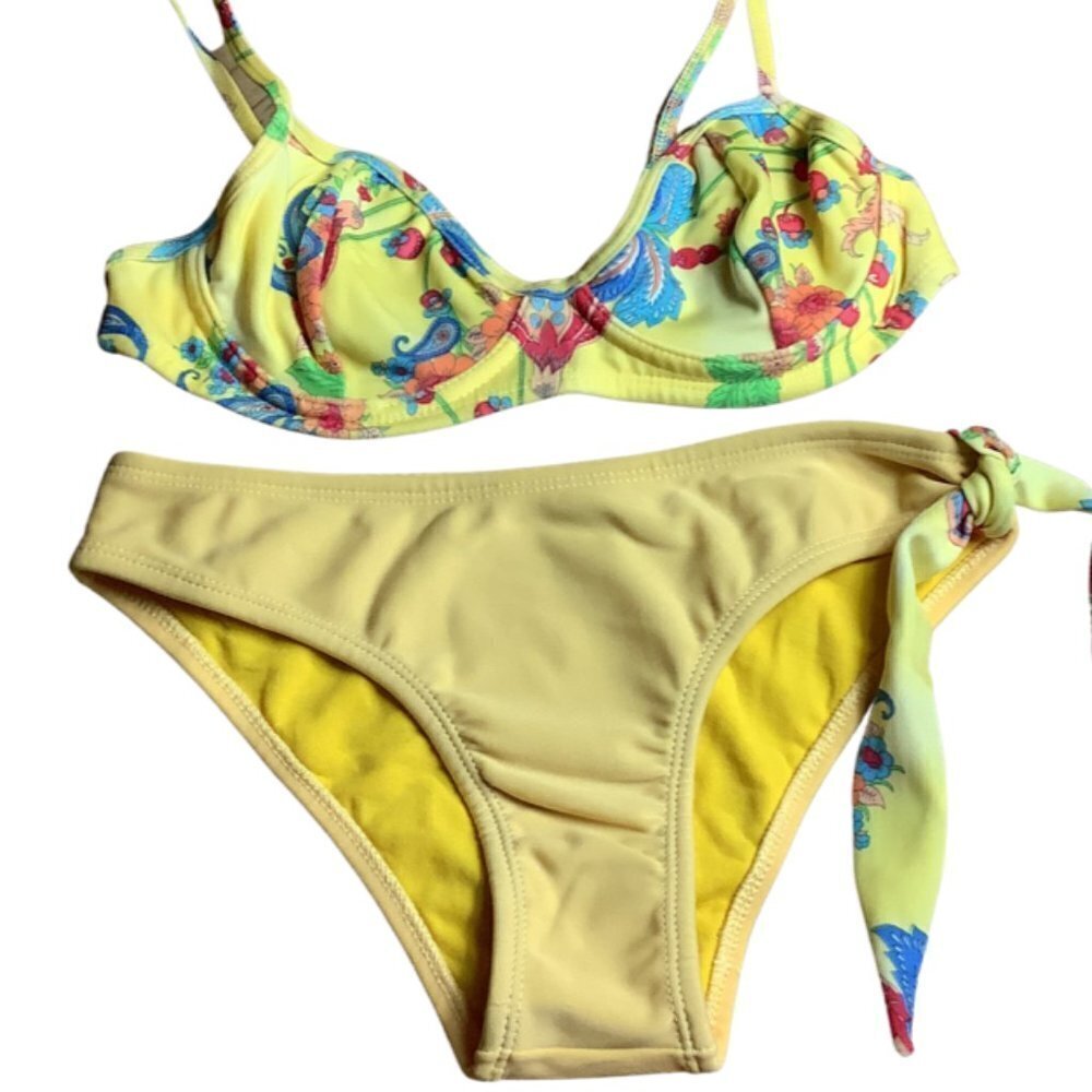 Recco Size Medium Brazilian Floral Yellow Bikini Set. New With Tags.